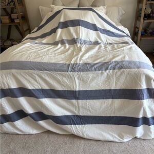 Pottery Barn Teen Navy and White Striped Duvet Cover